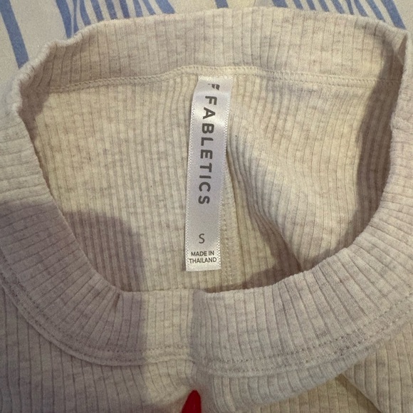 Fabletics Gray Ribbed T-Shirt - Picture 5 of 5